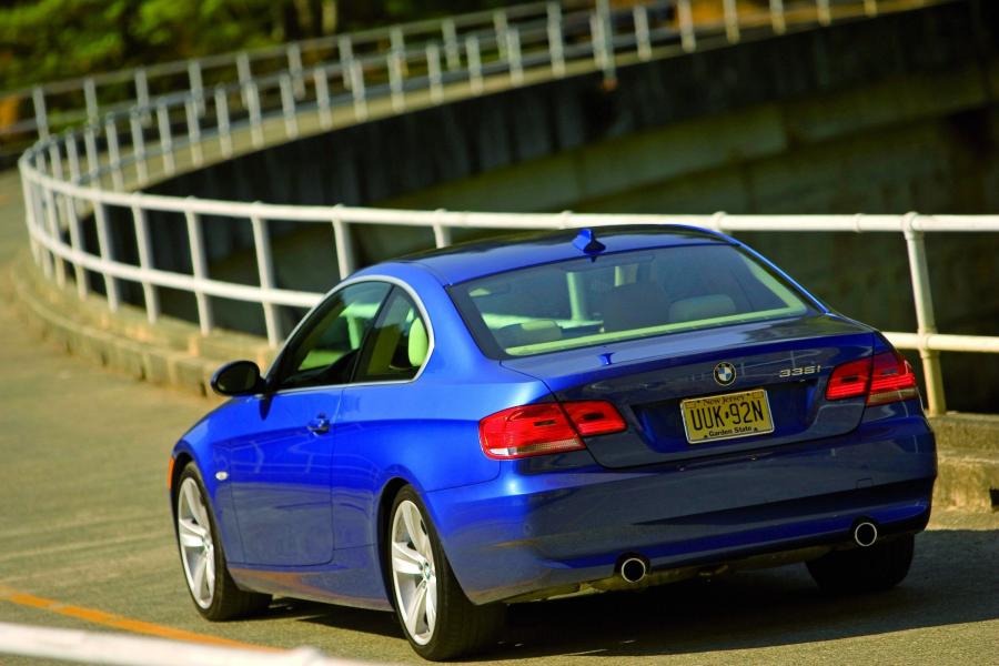  BMW 3-Series Coupe 2007 года  (фото 20 из 219)